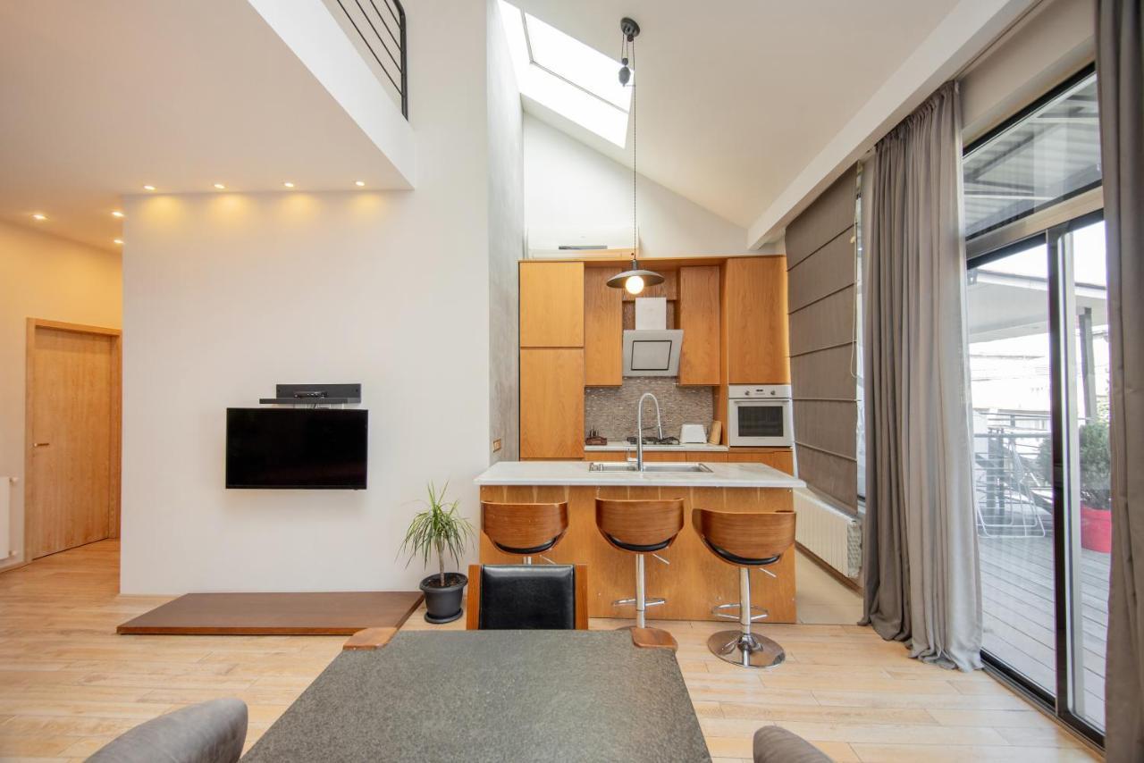 Luxury 4 Bedroom Apartment #1 In The City Center Of Tbilisi Exterior foto