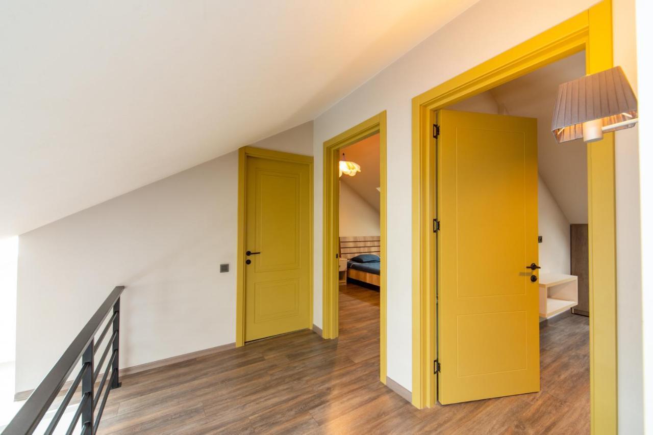 Luxury 4 Bedroom Apartment #1 In The City Center Of Tbilisi Exterior foto