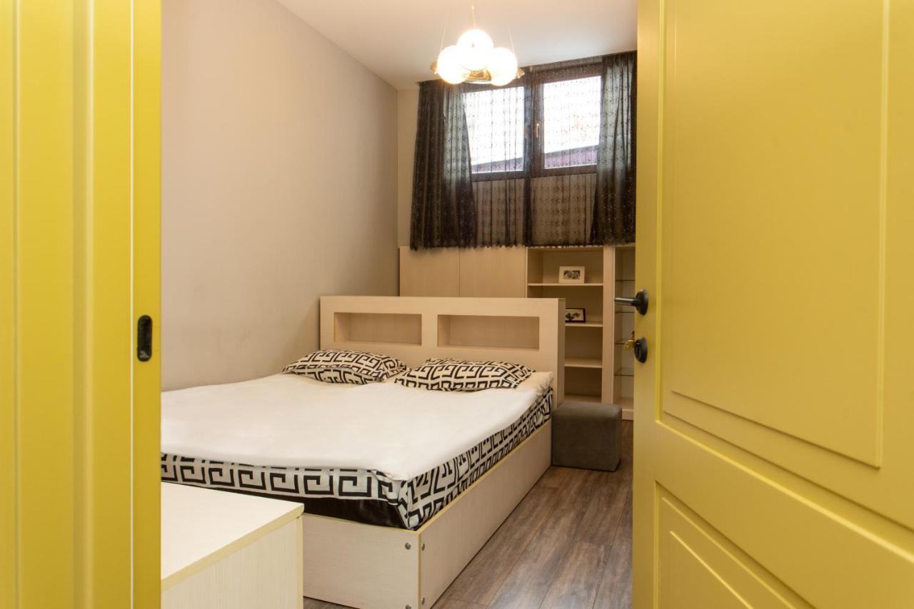 Luxury 4 Bedroom Apartment #1 In The City Center Of Tbilisi Exterior foto
