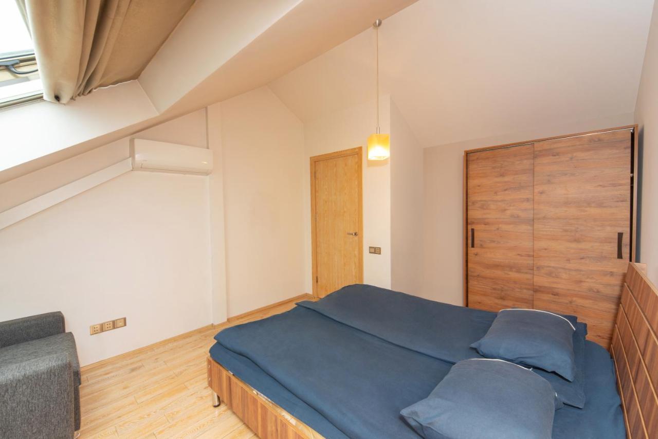 Luxury 4 Bedroom Apartment #1 In The City Center Of Tbilisi Exterior foto